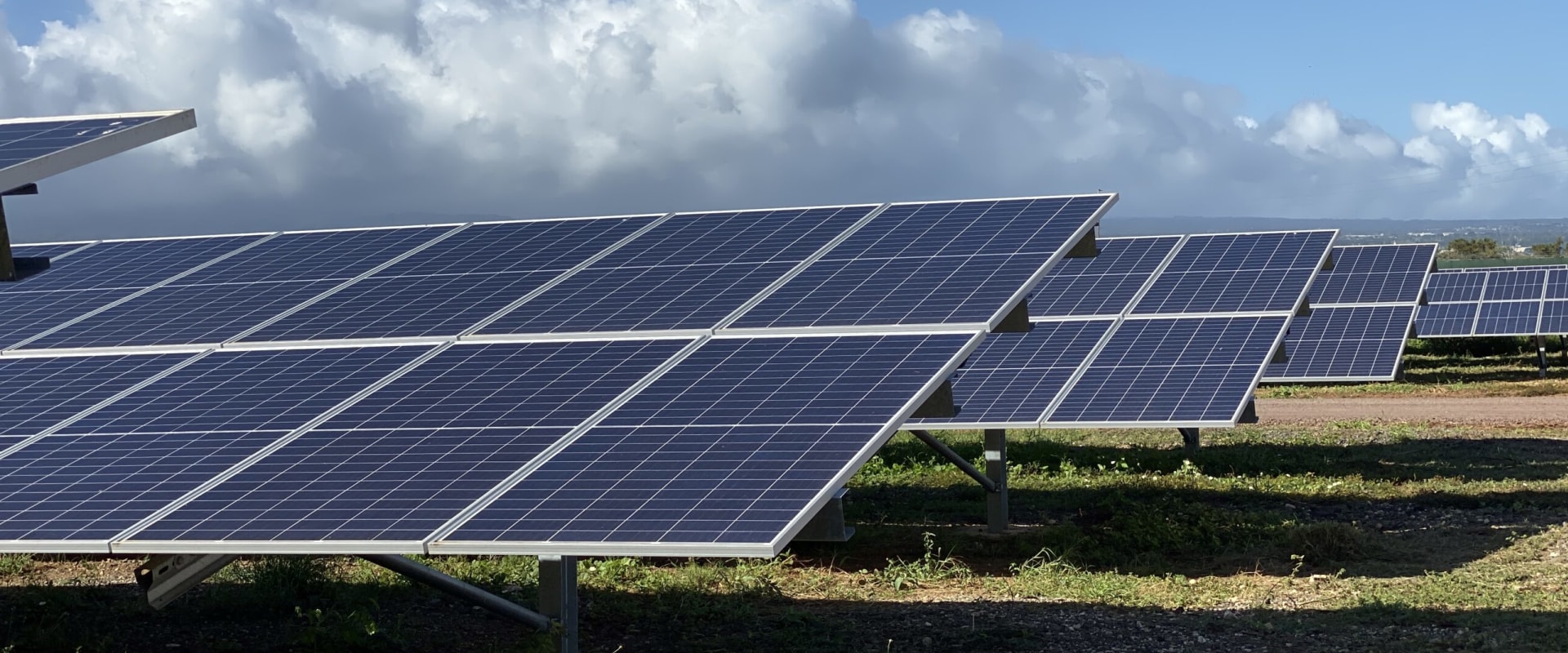 The Role of Technology in Hawaiian Electric's Renewable Energy Revolution